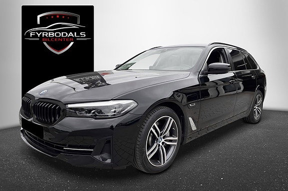 BMW 530e 2 of 30