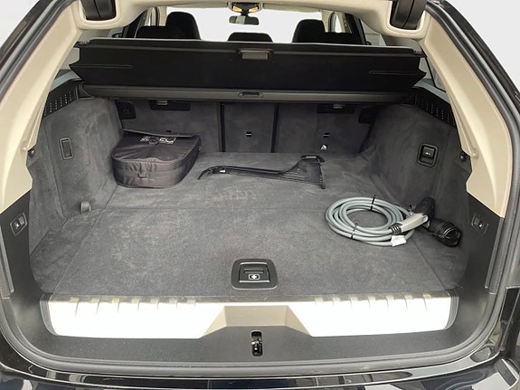 BMW 530e 18 of 30