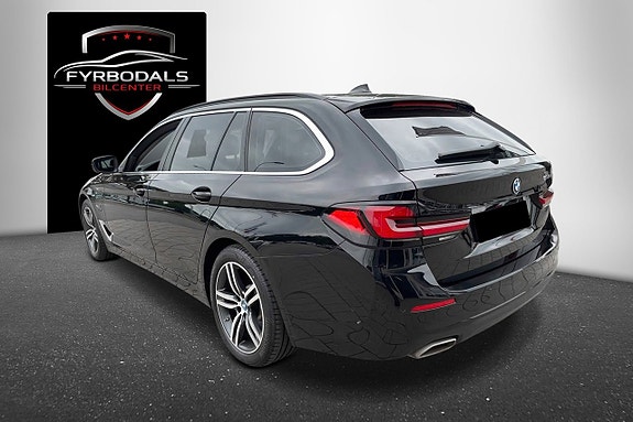 BMW 530e 15 of 30