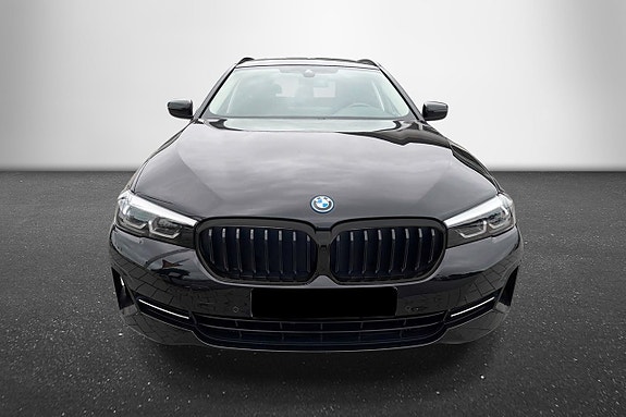 BMW 530e 9 of 30