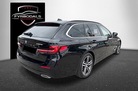 BMW 530e 3 of 30
