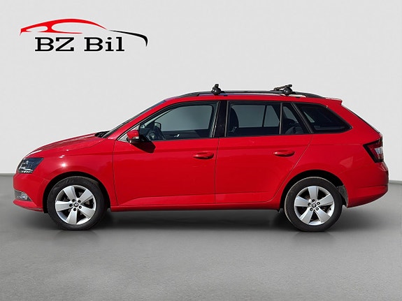Skoda Fabia 2 of 5