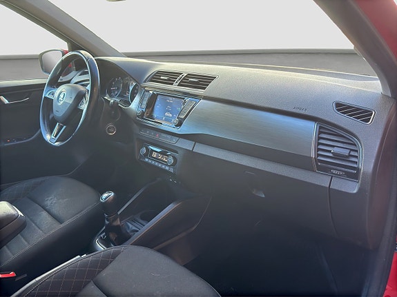 Skoda Fabia 13 of 19