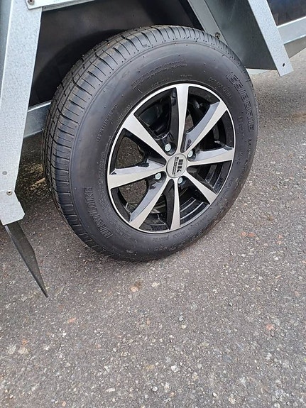 Product image 3 of 9