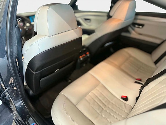 BMW M5 20 of 30