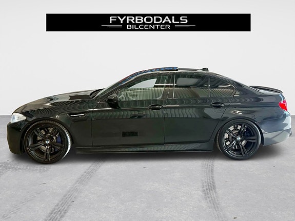 BMW M5 7 of 30