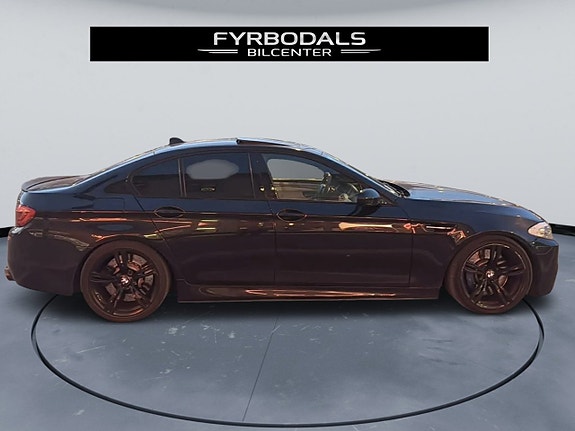 BMW M5 5 of 5