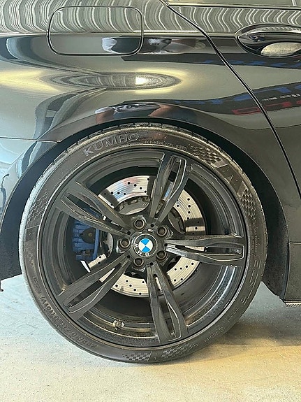 BMW M5 17 of 30