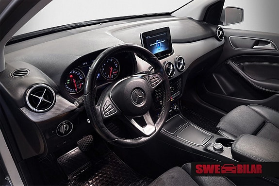 Mercedes-Benz B200 9 of 19