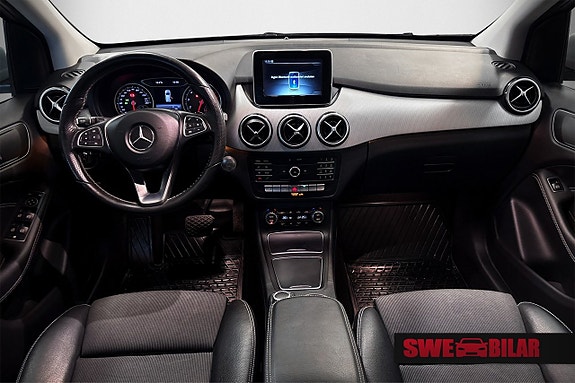 Mercedes-Benz B200 13 of 19