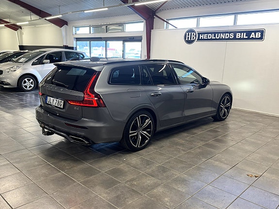 Volvo V60 12 of 26