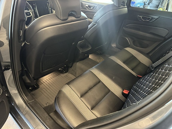 Volvo V60 19 of 26