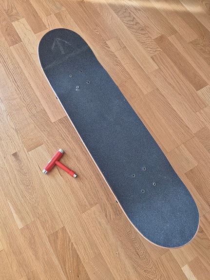 Product image 2 of 9