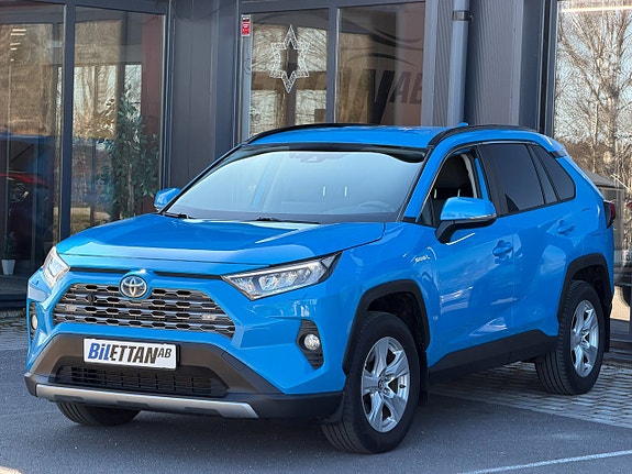 Toyota RAV4 4 of 19
