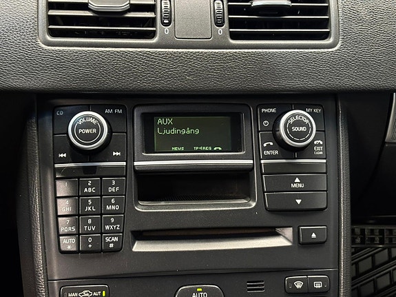 Volvo XC90 21 of 26