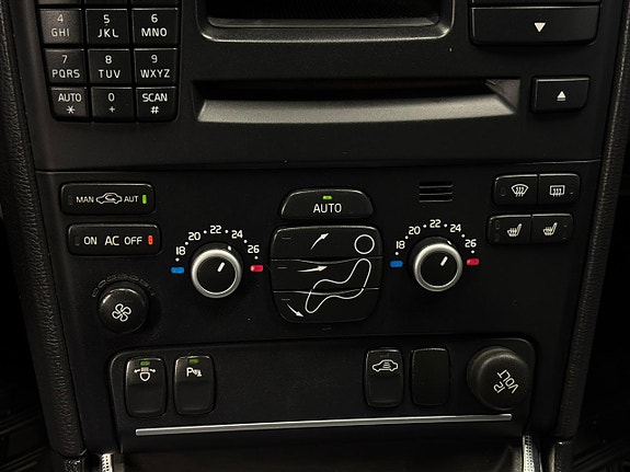 Volvo XC90 20 of 26
