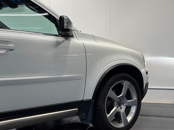 Volvo XC90 9 of 26