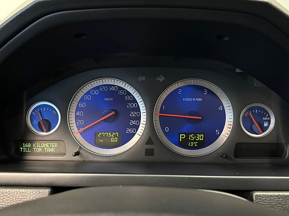 Volvo XC90 17 of 26
