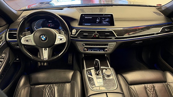 BMW 745e 13 of 23