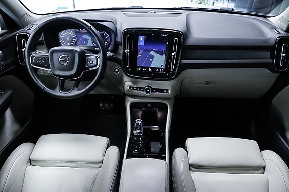 Volvo XC40 26 of 30