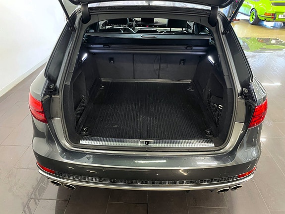 Audi S4 23 of 26