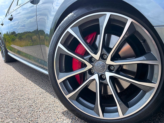 Audi S4 10 of 26
