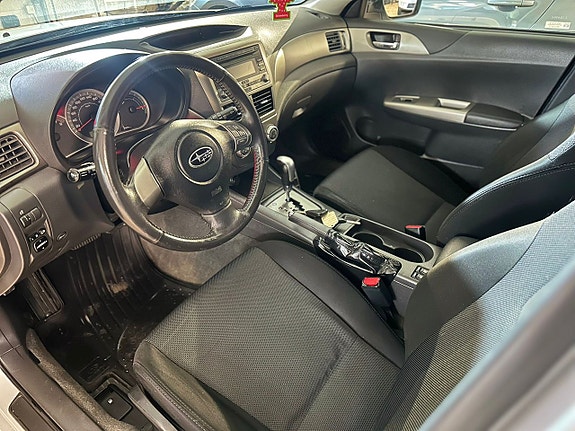 Subaru Impreza 6 of 13