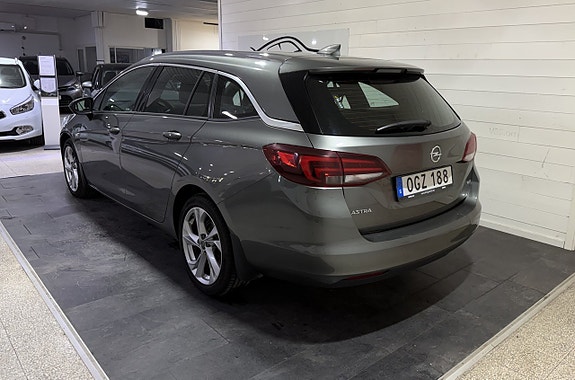 Opel Astra 4 of 5
