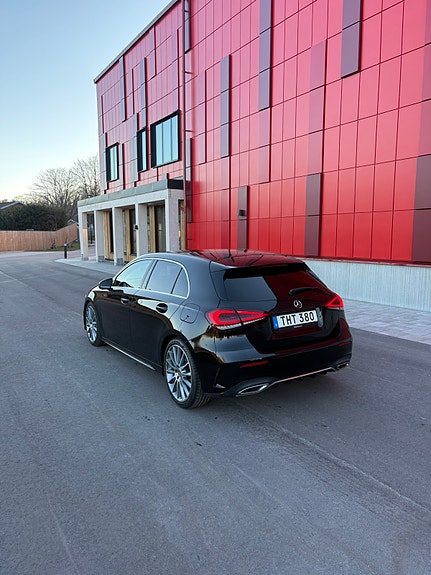 Mercedes-Benz A200 d 3 of 9