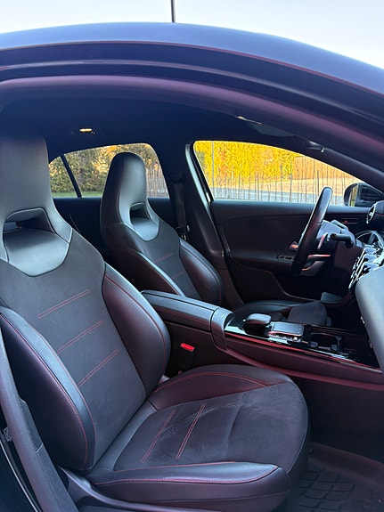 Mercedes-Benz A200 d 7 of 9