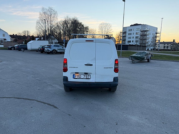 Peugeot Partner 4 of 5