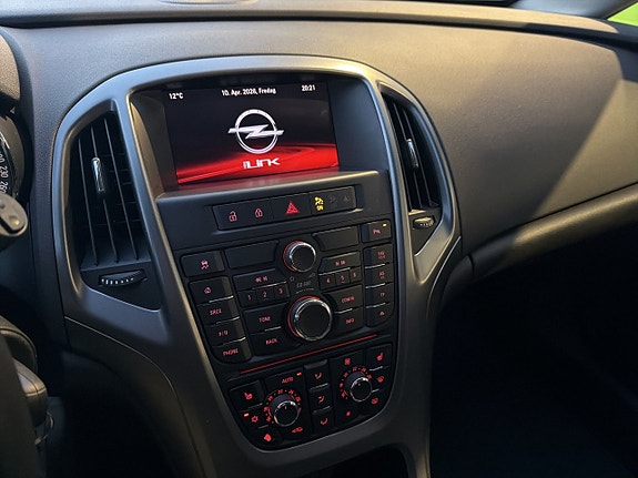 Opel Astra 11 of 11