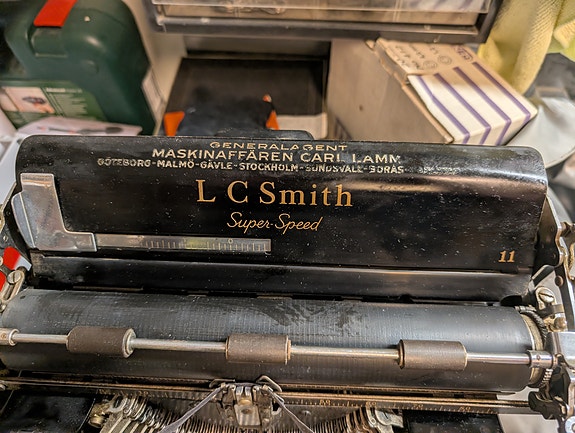 Product image 3 of 6