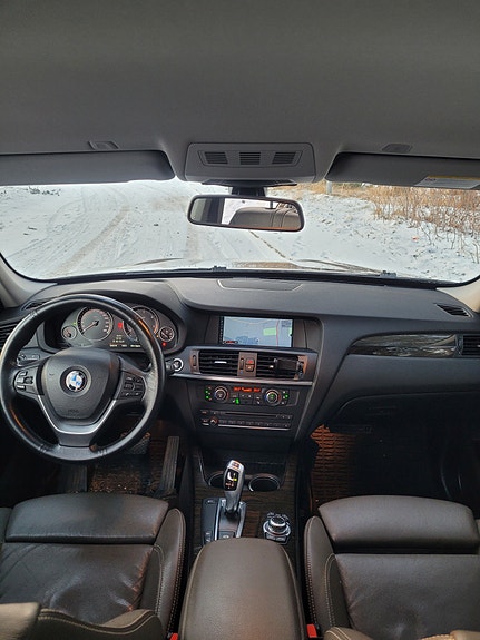 BMW X3 9 of 11