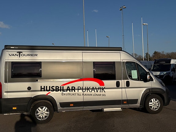 VANTourer 640 Enkelbäddar Solcell Litiumbatt Dieselvärmare