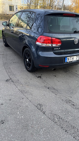 Volkswagen Golf VI 4 of 5