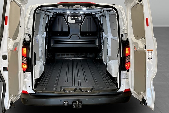 Ford Transit Custom 7 of 7