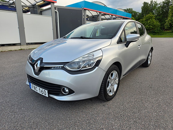 Renault Clio 2 of 5