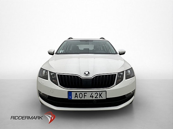 Skoda Octavia 3 of 5