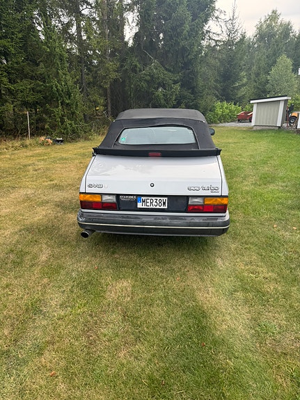Saab 900 4 of 30