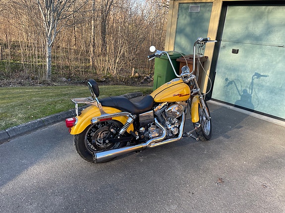 Harley-Davidson Super Glide 3 of 5