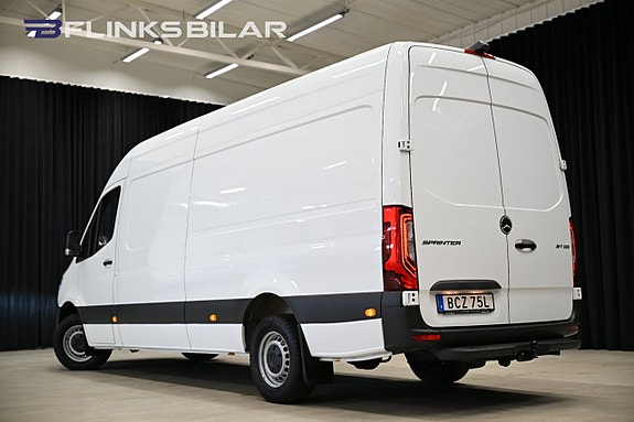 Mercedes-Benz Sprinter 317 4 of 27
