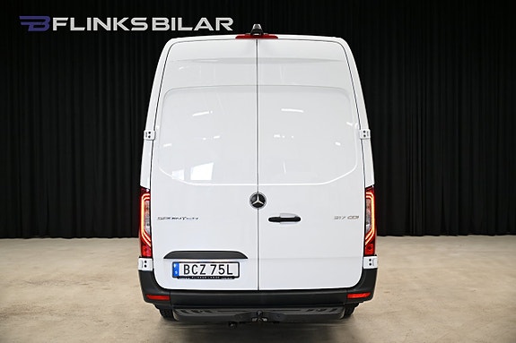 Mercedes-Benz Sprinter 317 10 of 27