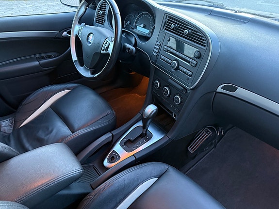 Saab 9-3 13 of 18