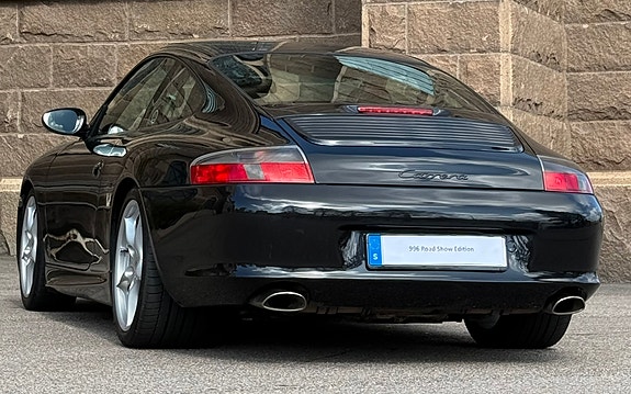 Porsche 911 Carrera 8 of 8