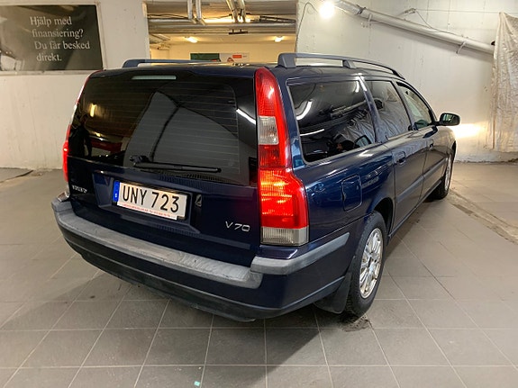 Volvo V70 5 of 5