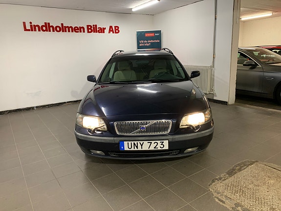 Volvo V70 23 of 23