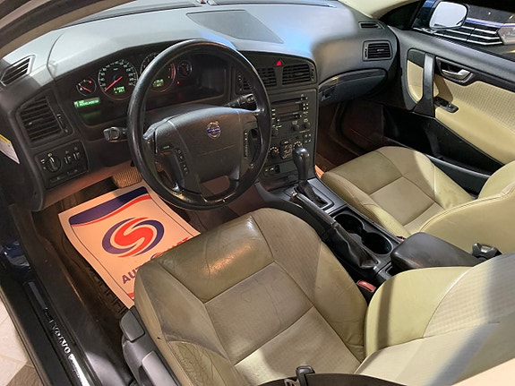 Volvo V70 19 of 23