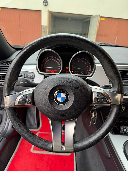 BMW Z4 7 of 9