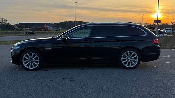 BMW 520d 3 of 12
